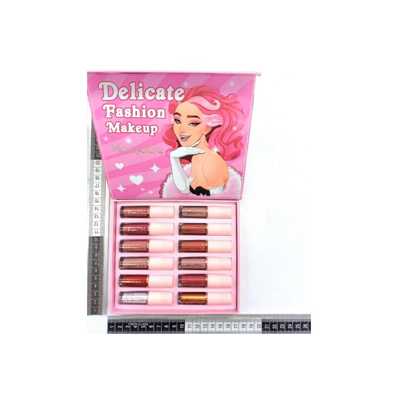 C – 075 gloss labial en caja rosa variedad de tonos C/12 labiales MOC308