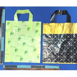 B – 022 bolsa de polipapel decorada con asa 23×30 C/50 17F-11